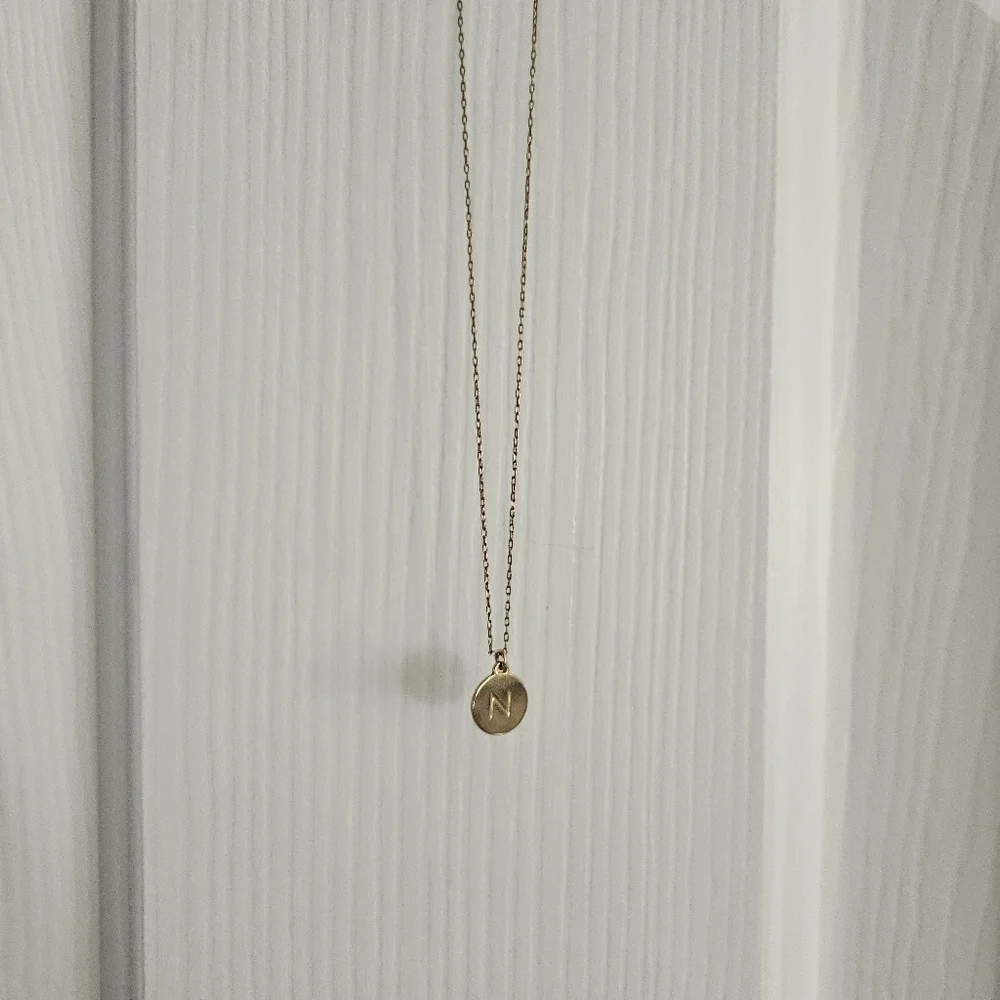 NWOT Kate Spade 12K Gold Plated Initial Mini Pendant Necklace- N - Picture 3 of 5